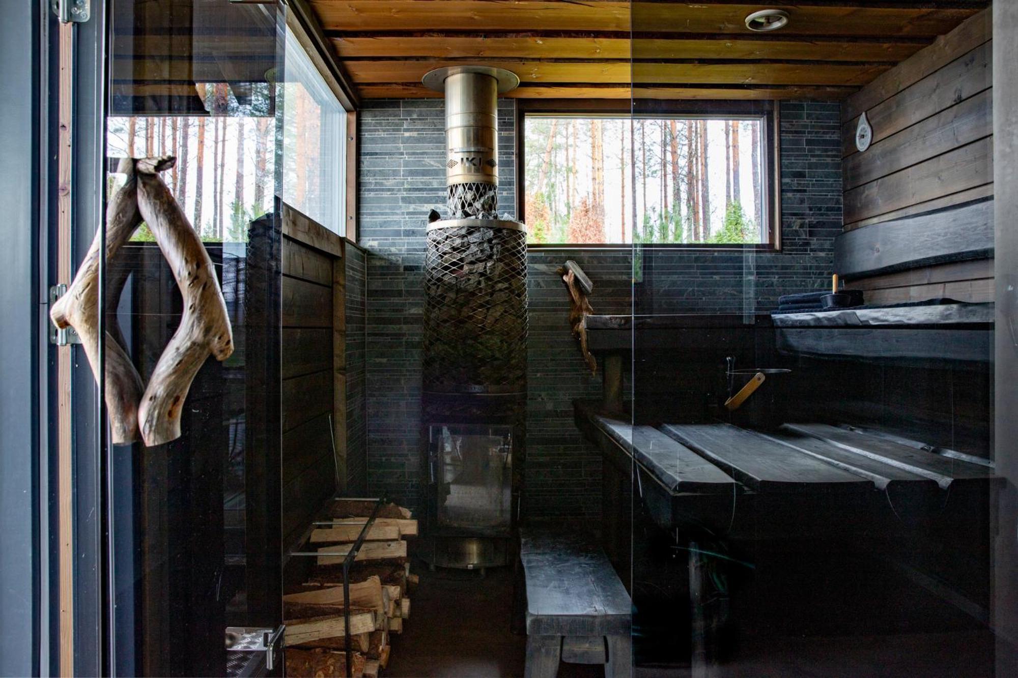 Villa Luxury Guesthouse, Beachfront Sauna Jyväskylä